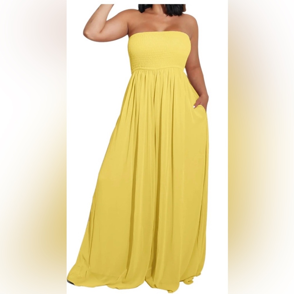 Women’s Yellow Smocked Wide Leg Jumpsuit. NWOT